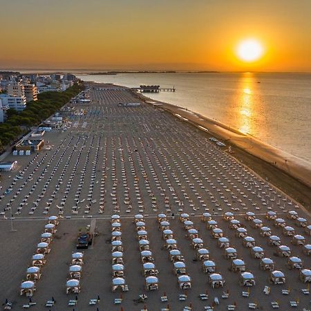 Appartamenti Lucerna Lignano Sabbiadoro Luaran gambar