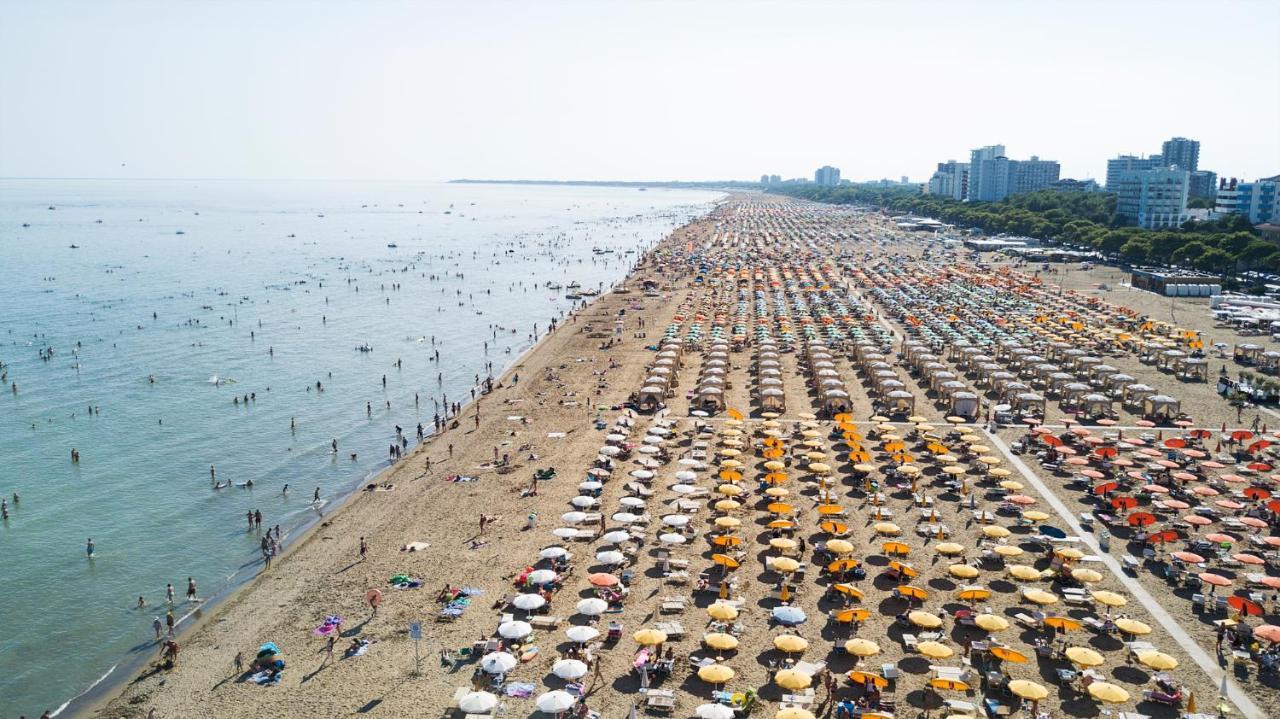 Appartamenti Lucerna Lignano Sabbiadoro Luaran gambar